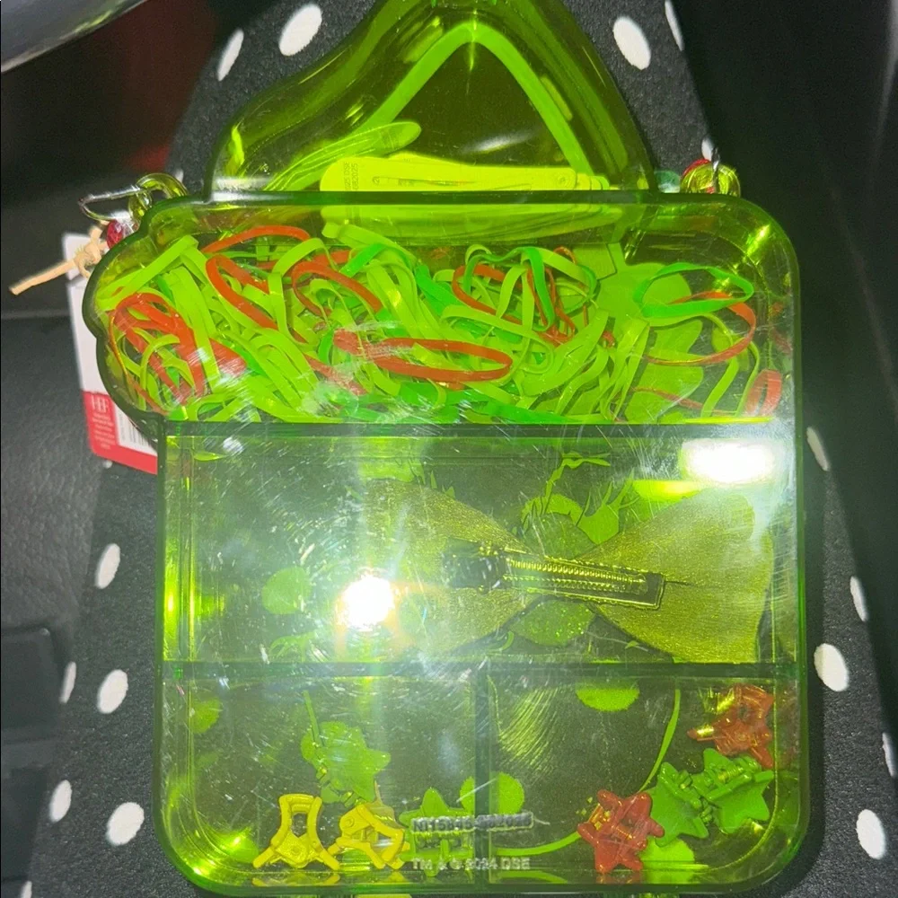 Grinch-Shaped Box with Beaded Bracelet with hair accessories